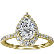 Anillo de compromiso con halo de diamantes en forma de pera Crescendo en oro amarillo de 14 k (1/3 qt. total)